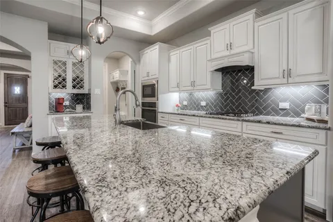 $423,900 | 5757 Lakeside Villas Court, Conroe, TX 77304