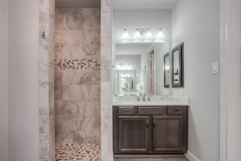 $423,900 | 5757 Lakeside Villas Court, Conroe, TX 77304