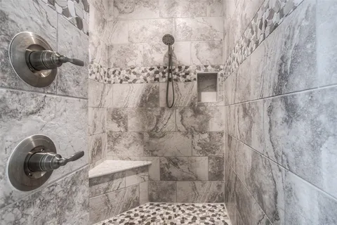 $399,500 | 5757 Lakeside Villas Court, Conroe, TX 77304