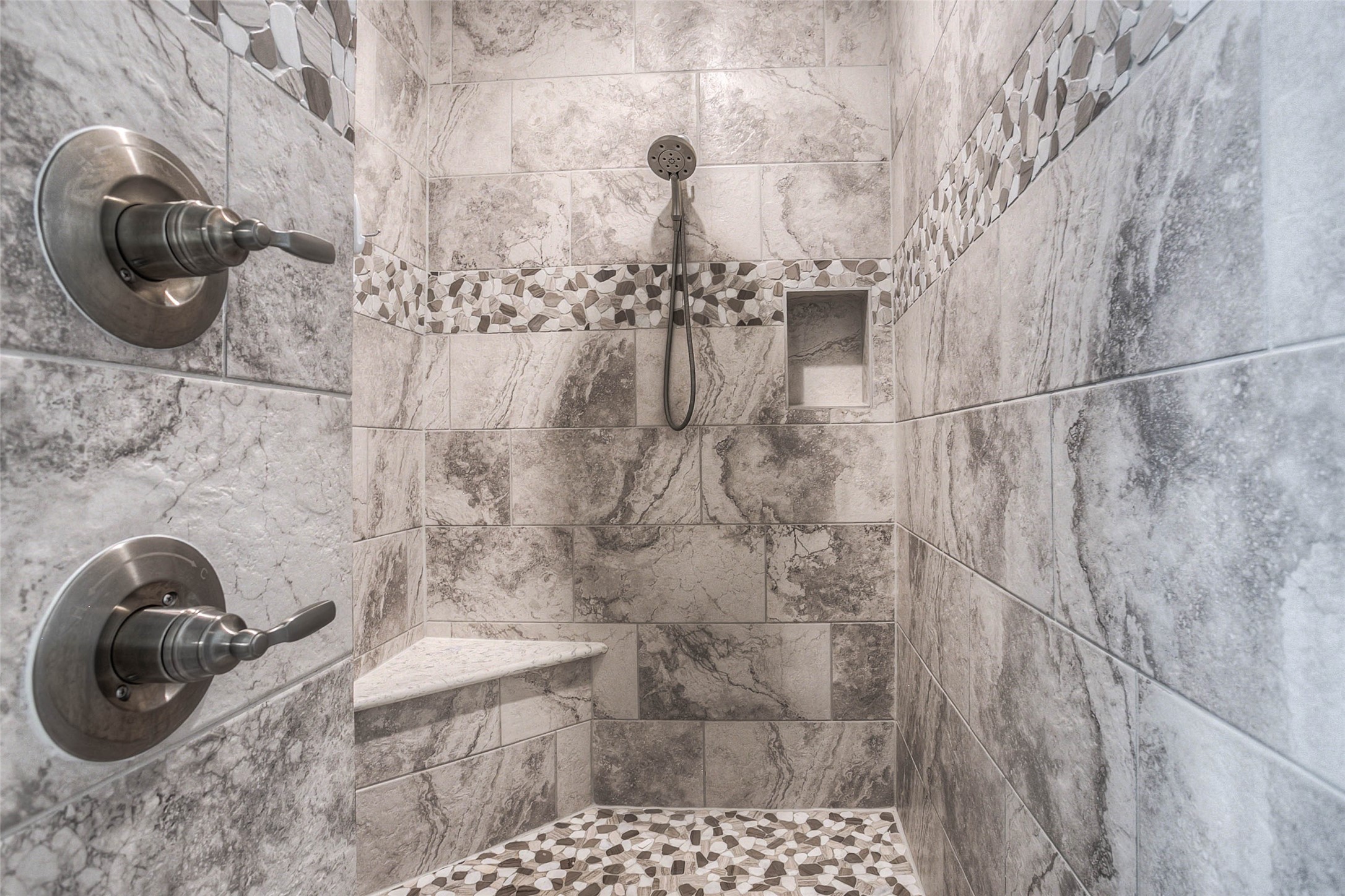 5757 Lakeside Villas Court Conroe, TX 77304 - Photo 30 of 50 a bathroom with a shower