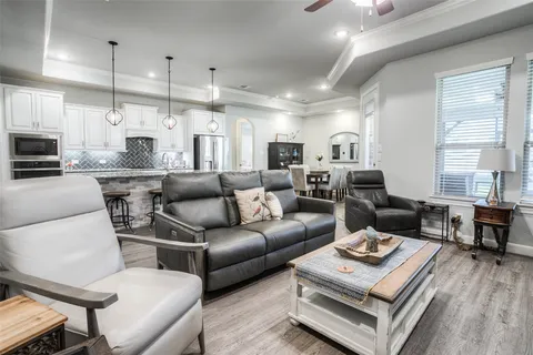 $414,900 | 5757 Lakeside Villas Court, Conroe, TX 77304