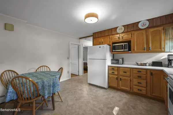 $844,000 | 108 Berkshire Drive, Williamstown, MA 01267