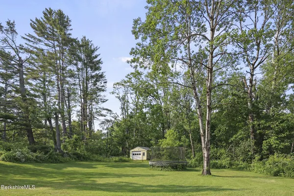 $844,000 | 108 Berkshire Drive, Williamstown, MA 01267