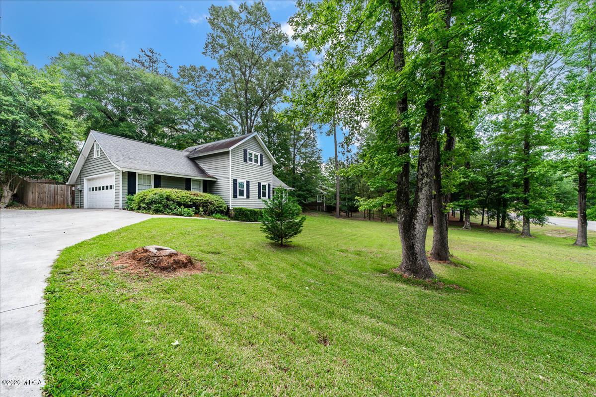 6431 Stapleton Road Macon, GA 31206 - Photo 2 of 29 a view of house that has a yard