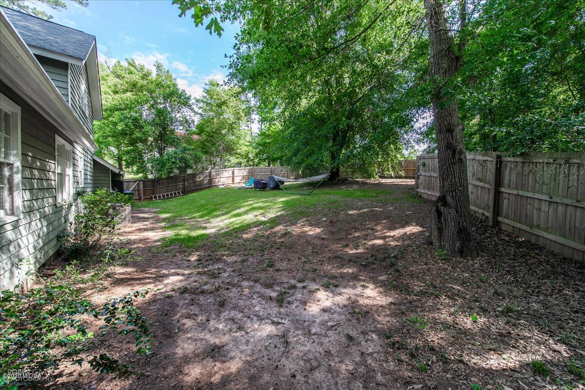 6431 Stapleton Road Macon, GA 31206 - Photo 26 of 29 a view of a yard with large trees
