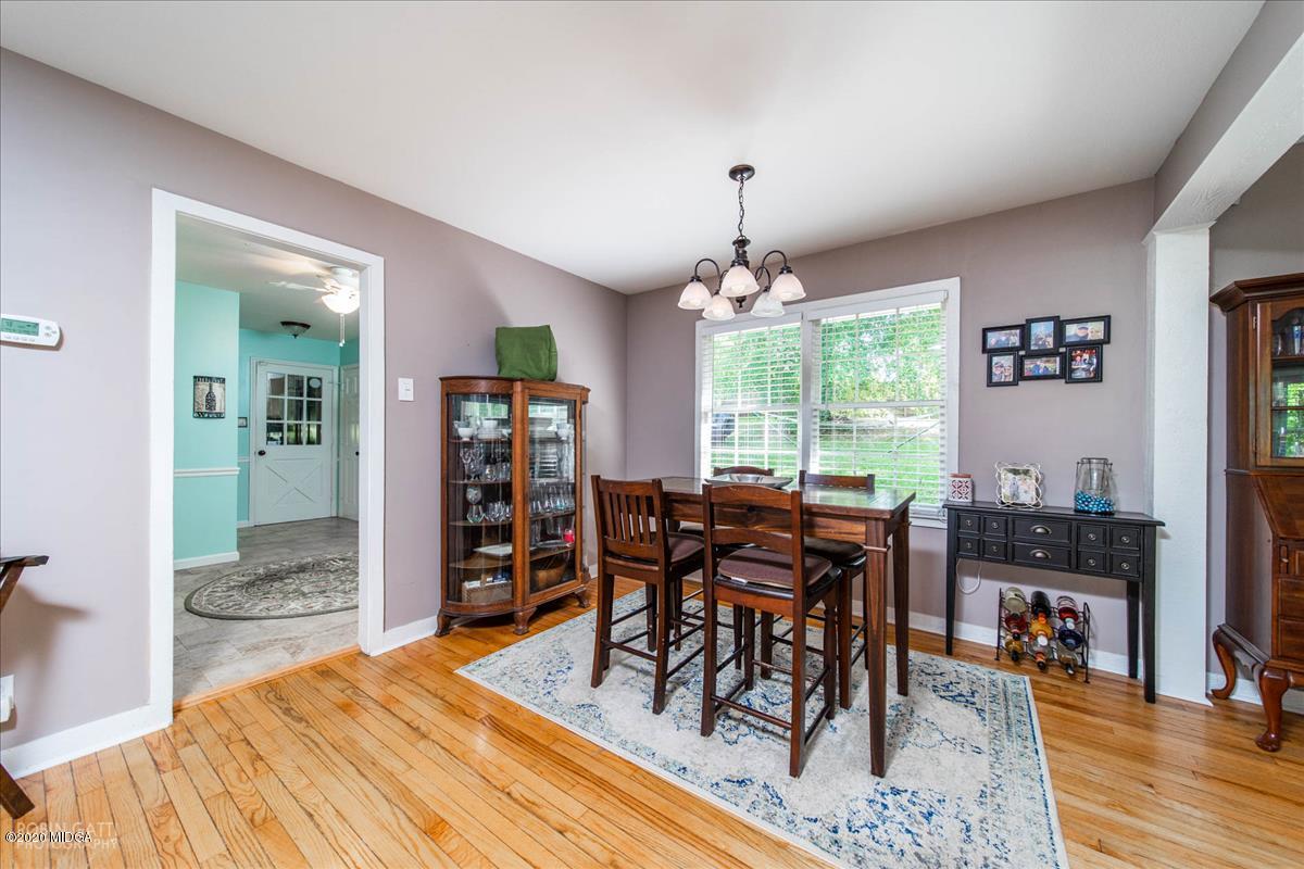 6431 Stapleton Road Macon, GA 31206 - Photo 7 of 29 a view of a dining room with furniture and window