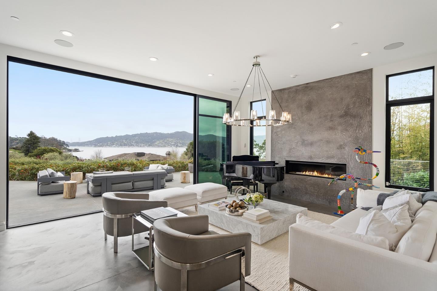 21 Gilmartin Drive Tiburon, CA 94920 - Photo 12 of 82 a living room with furniture and a large window