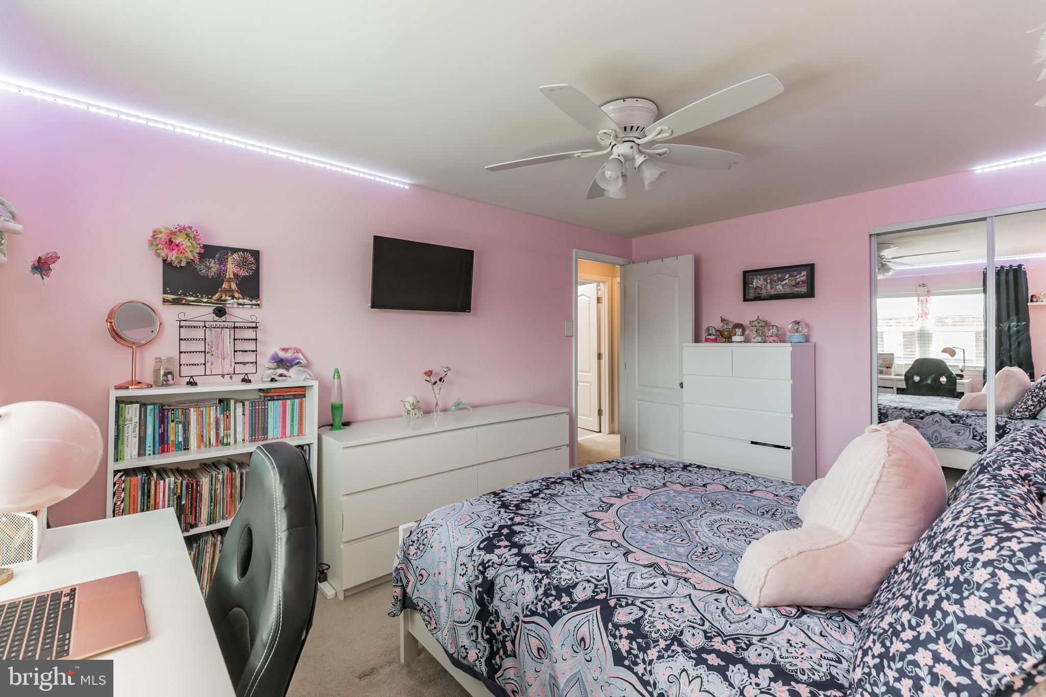 12715 Elnora Road Philadelphia, PA 19154 - Photo 14 of 27 Gallery Image 14