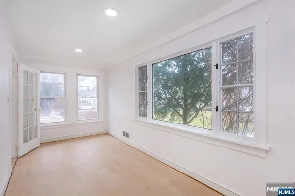 $4,500 | 14 South Highwood Avenue, Glen Rock, NJ 07452