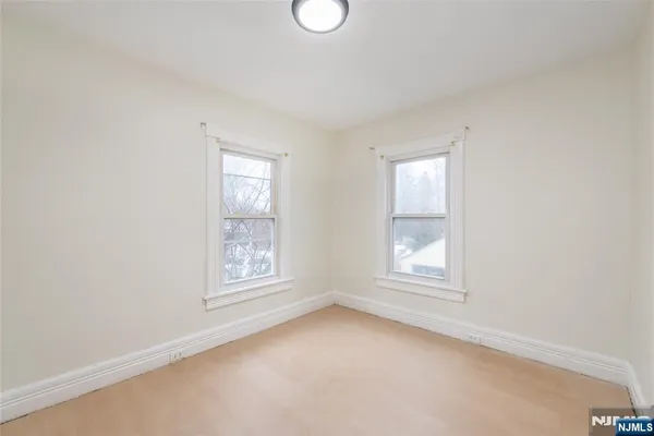 $4,500 | 14 South Highwood Avenue, Glen Rock, NJ 07452