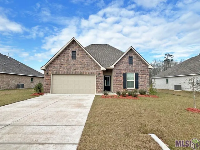 $292,913 | 39421 Fairhope Drive, Ponchatoula, LA 70454