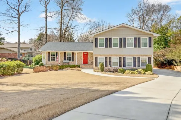 $675,000 | 5370 Grenoble Court, Dunwoody, GA 30360