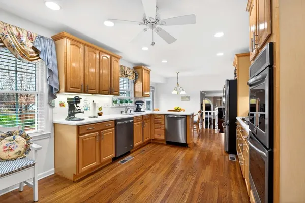 $675,000 | 5370 Grenoble Court, Dunwoody, GA 30360