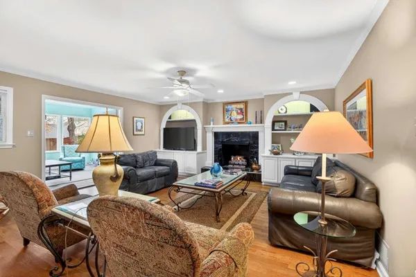$675,000 | 5370 Grenoble Court, Dunwoody, GA 30360