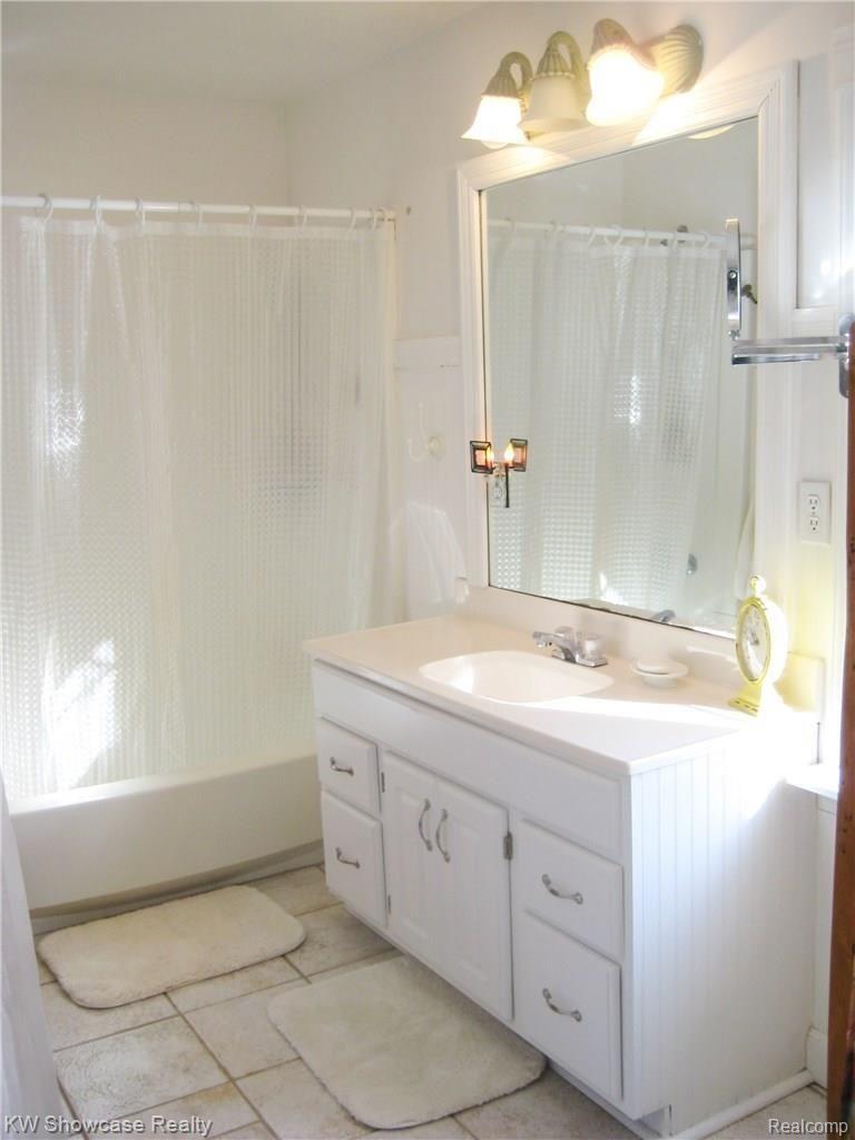 7083 Big Trail Road Holly, MI 48442 - Photo 21 of 22 11.JPG