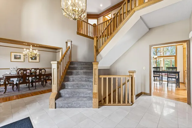 $874,900 | 5480 Maple Ridge Court, Minnetonka, MN 55343