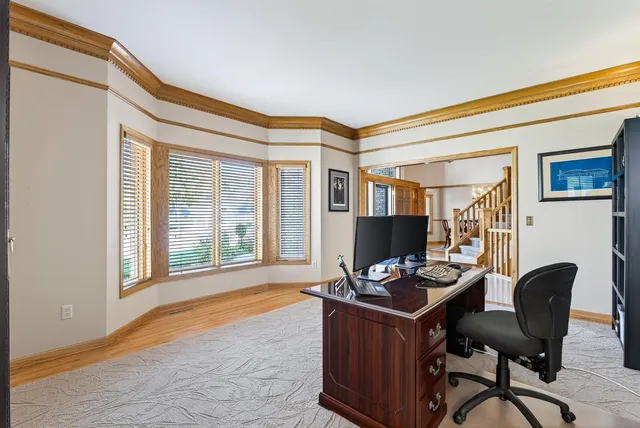 $874,900 | 5480 Maple Ridge Court, Minnetonka, MN 55343