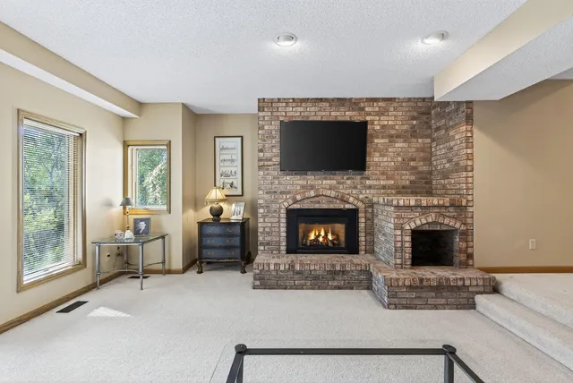 $874,900 | 5480 Maple Ridge Court, Minnetonka, MN 55343