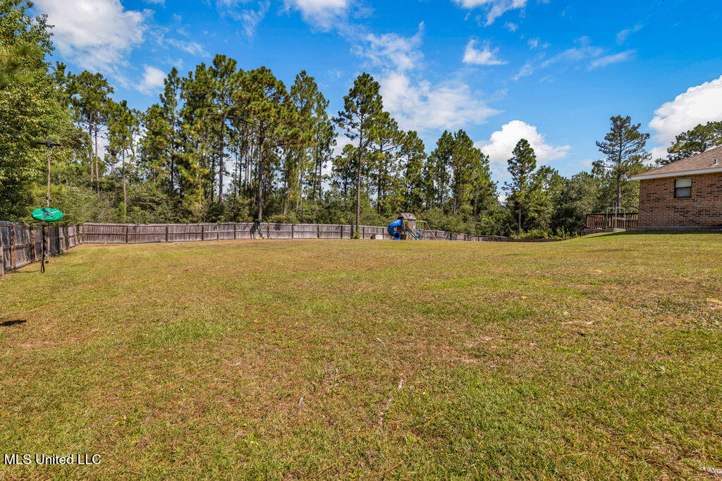 21615 East Ridge Drive Saucier, MS 39574 - Photo 26 of 36 21615ERidgeDr-31
