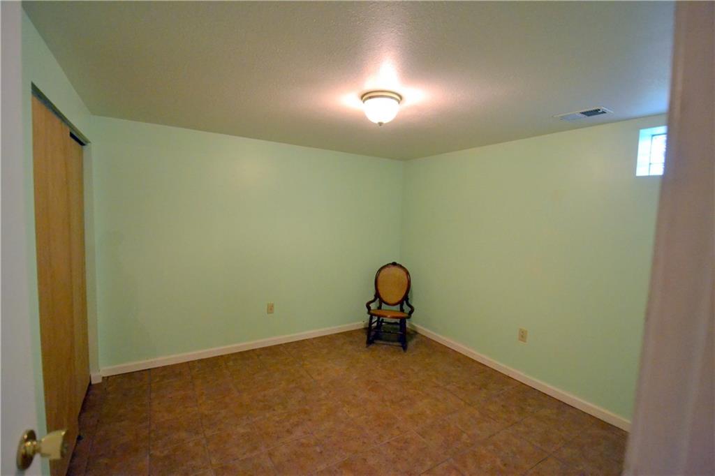287 Glen Eden Road Rochester, PA 15074 - Photo 11 of 12 Lower level 3rd bedroom or den