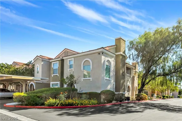 $1,985 | 10001 Peace Way, Unit 1274, Las Vegas, NV 89147