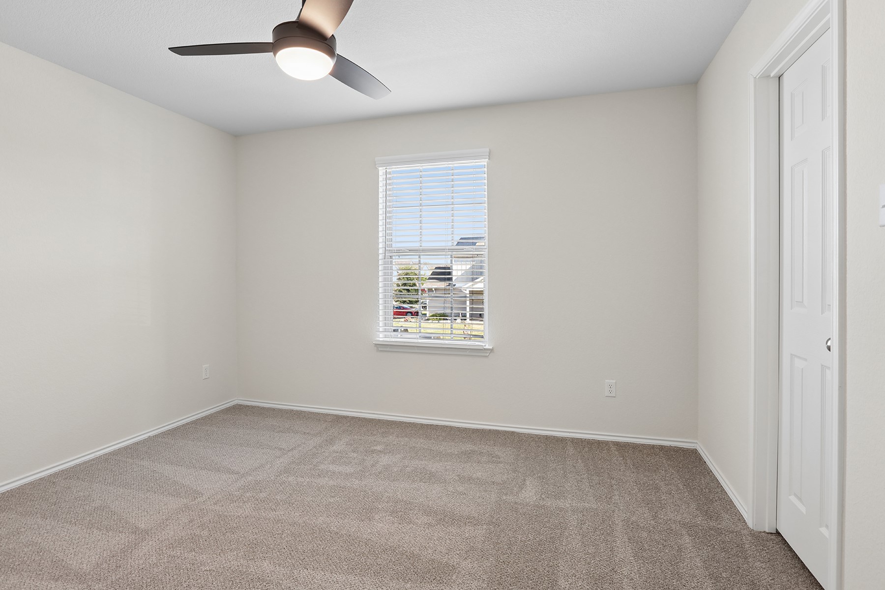 709 Hummingbird Lane Leander, TX 78641 - Photo 15 of 20 Gallery Image 15