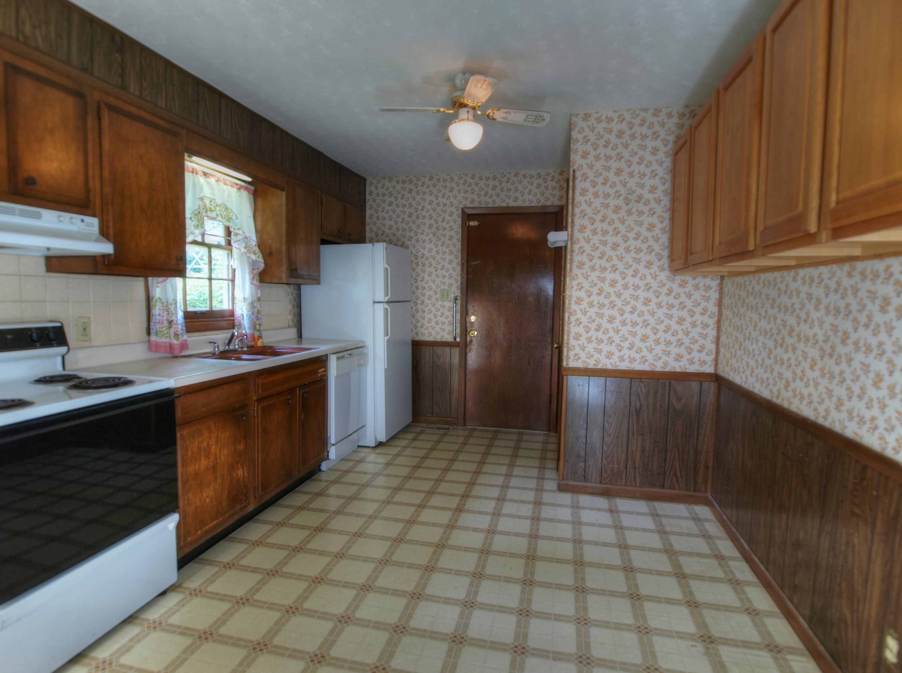7741 Cranley Road Powell, TN 37849 - Photo 13 of 21 All appliances remain