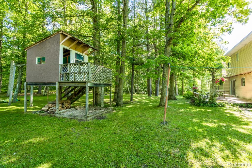 6166 Frith Road St. Clair, MI 48079 - Photo 6 of 42