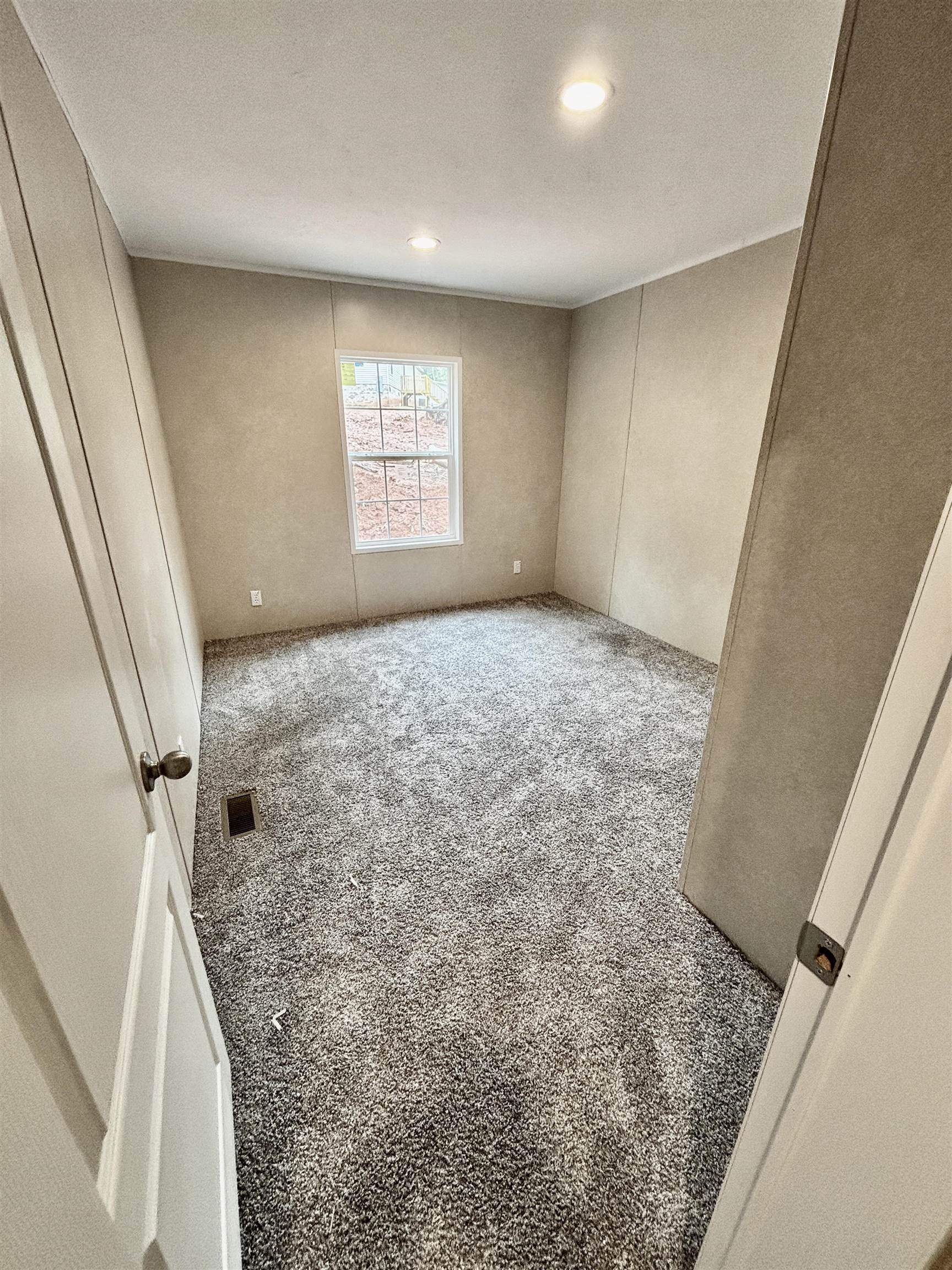 1460 State Rd S-42-423 Enoree, SC 29335 - Photo 13 of 17