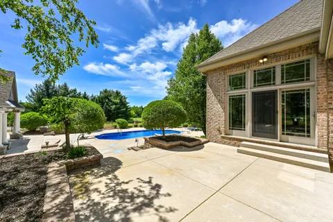 $2,775,000 | 3277 North Canterbury Lane, Summit, WI 53066