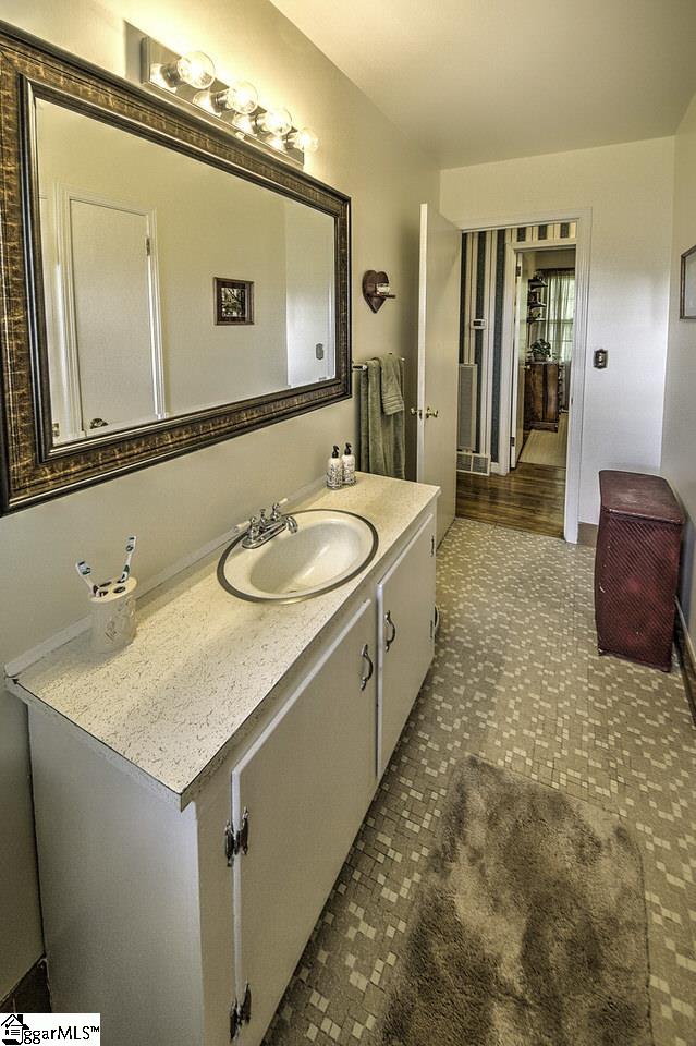 212 Garrett Street Fountain Inn, SC 29644 - Photo 19 of 30 Gallery Image 19