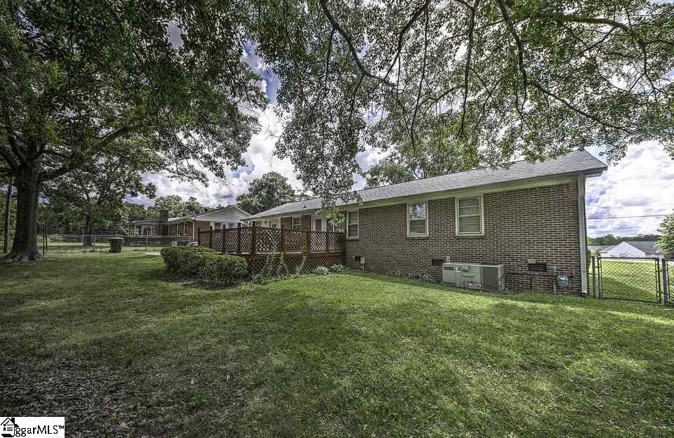 212 Garrett Street Fountain Inn, SC 29644 - Photo 28 of 30 Gallery Image 28