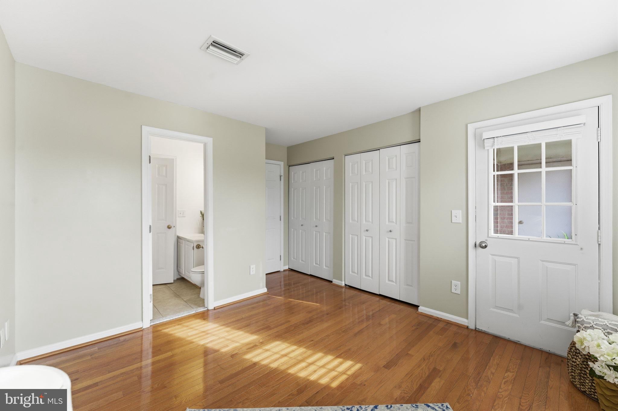 14901 Rydell Road, Unit 303 Centreville, VA 20121 - Photo 27 of 45 Bright and airy entryway with ample storage.