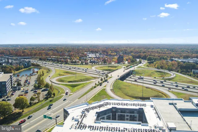 $310,000 | 14901 Rydell Road, Unit 303, Centreville, VA 20121