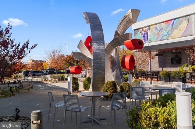 $310,000 | 14901 Rydell Road, Unit 303, Centreville, VA 20121