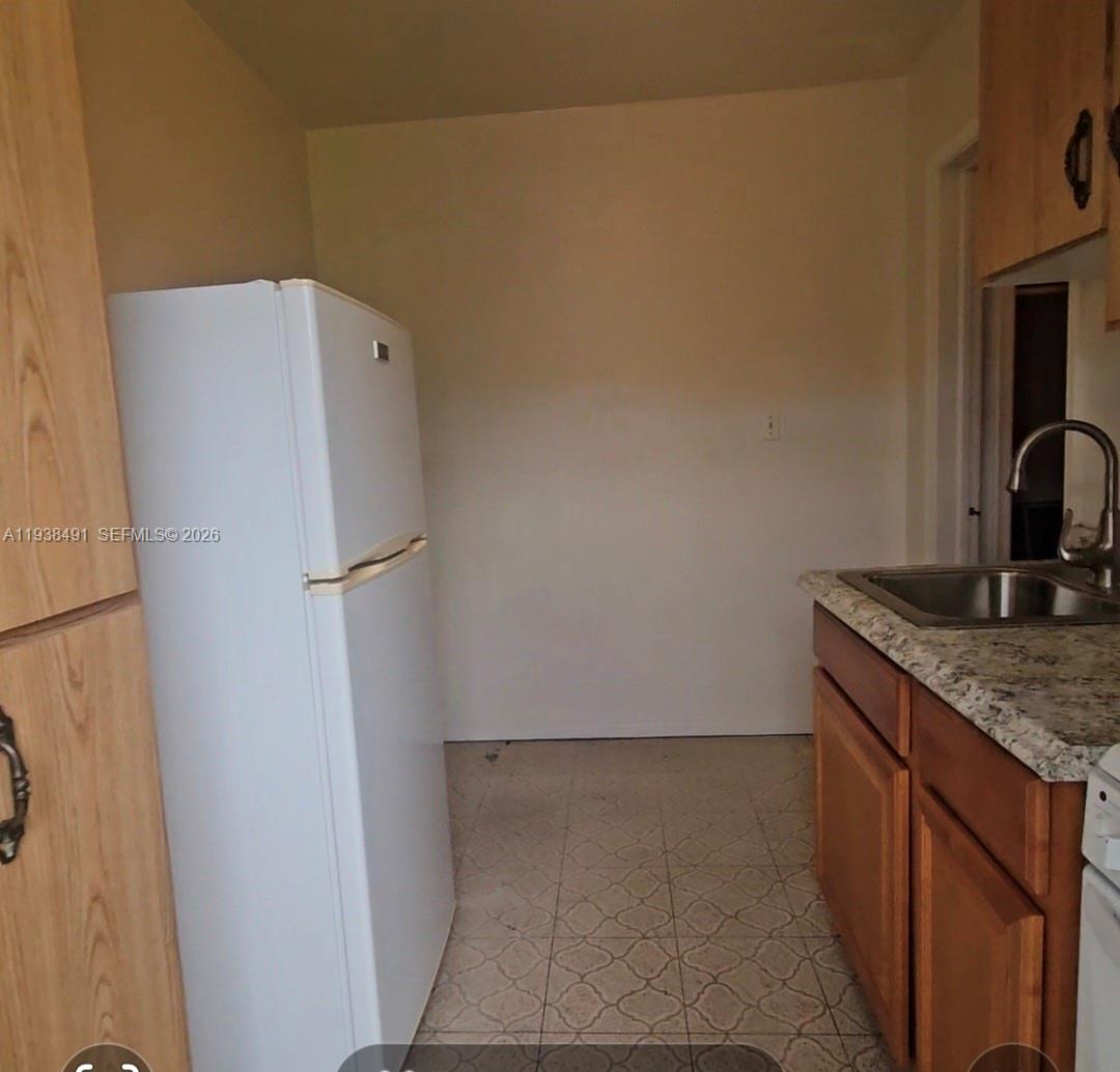 1846 Wiley Street Hollywood, FL 33020 - Photo 9 of 14