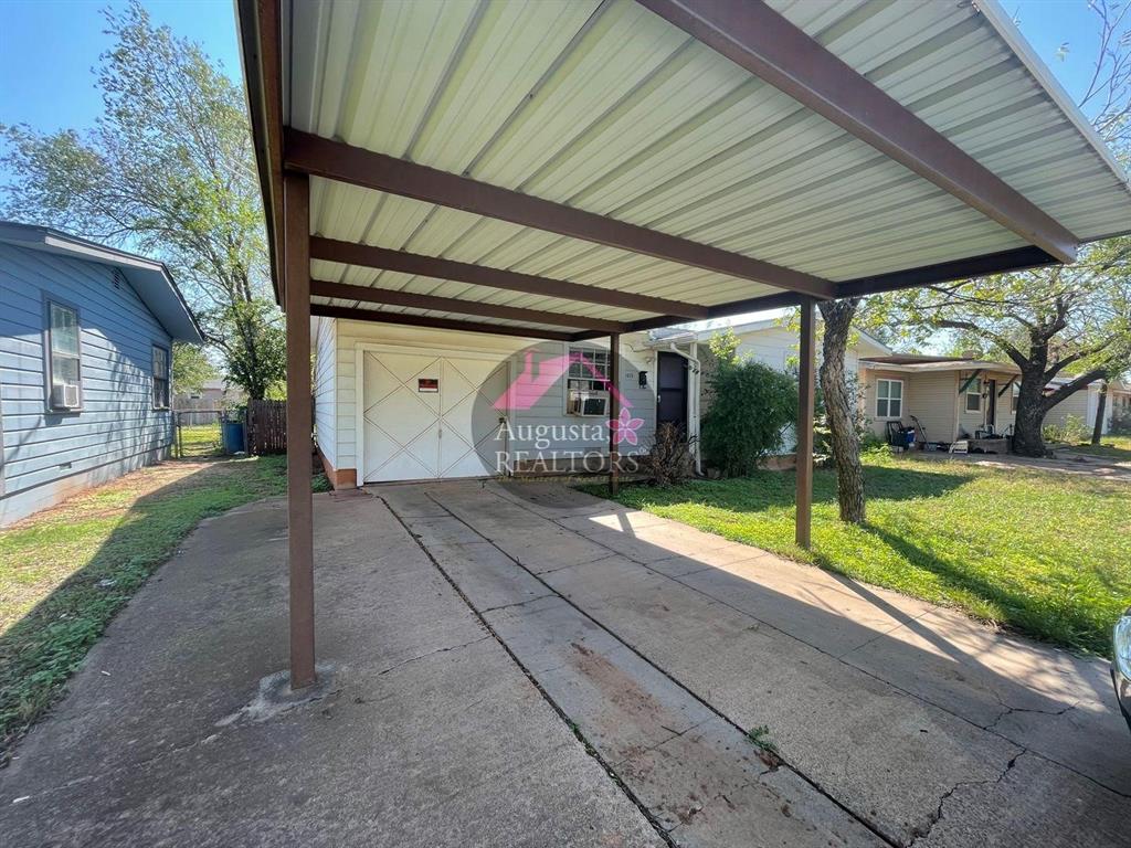 1625 North Mockingbird Lane Abilene, TX 79603 - Photo 2 of 10