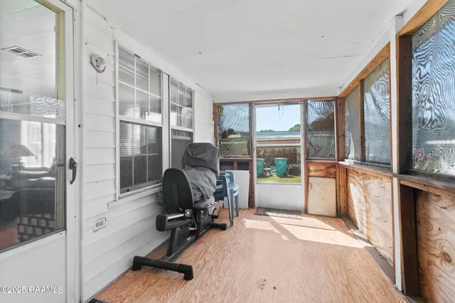 $180,000 | 7691 South I-49 Service Road, Opelousas, LA 70570