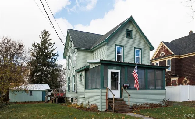 $159,900 | 653 Thompson Street, Watertown, NY 13601