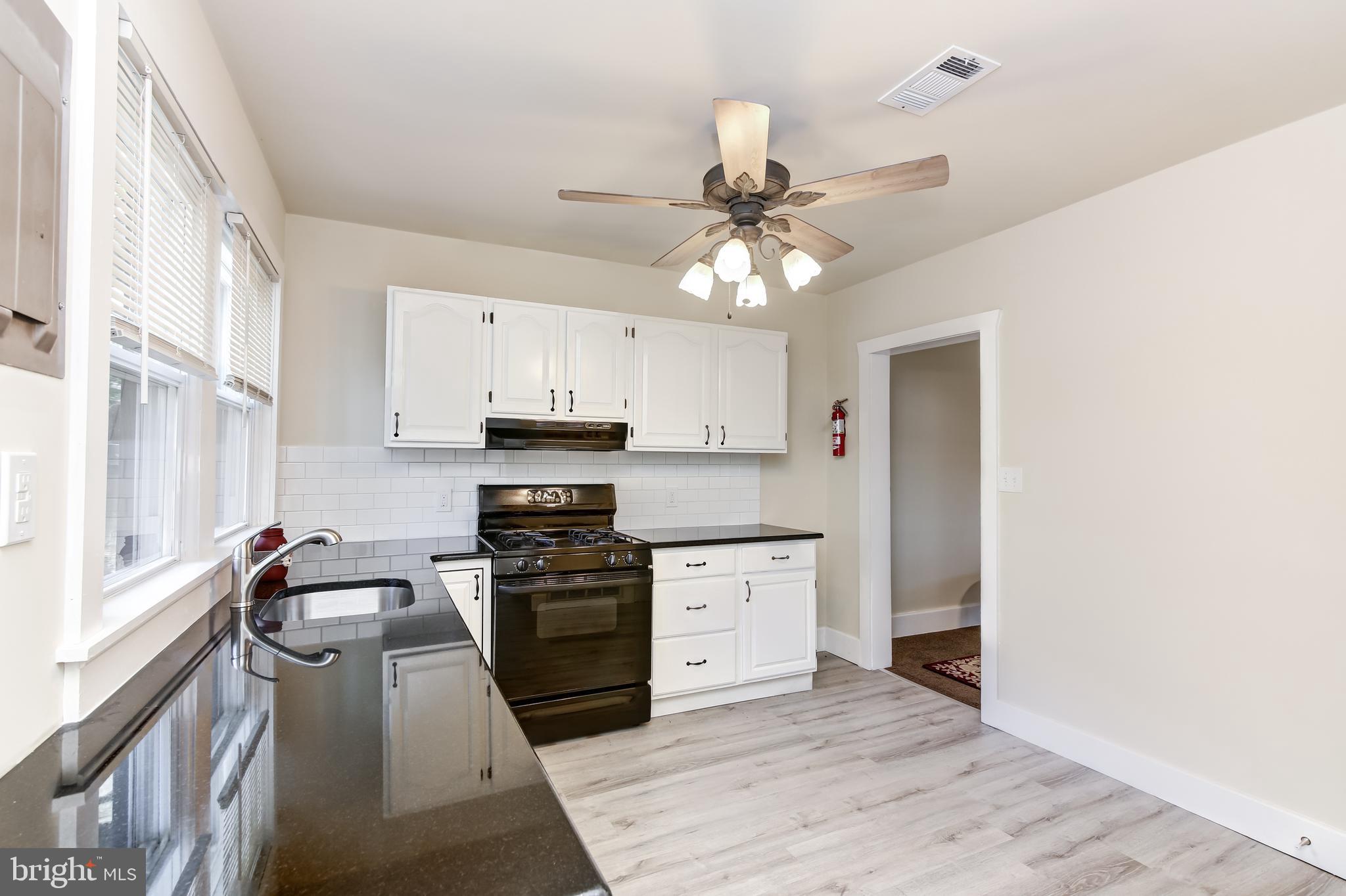 1126 West Ridge Road Marcus Hook, PA 19061 - Photo 4 of 21