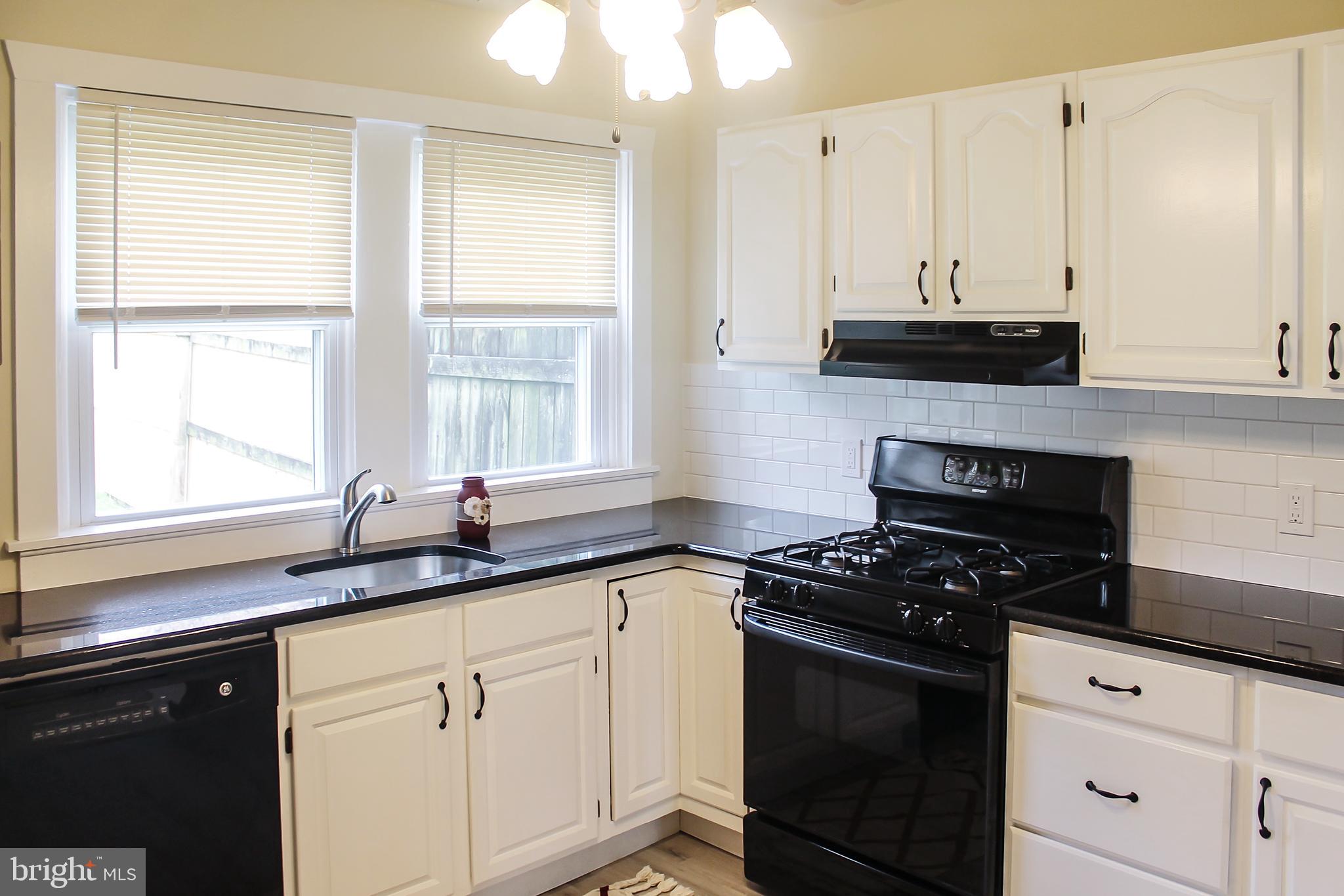 1126 West Ridge Road Marcus Hook, PA 19061 - Photo 8 of 21