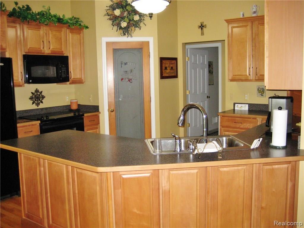 3107 Ridley Way Howell, MI 48843 - Photo 24 of 38