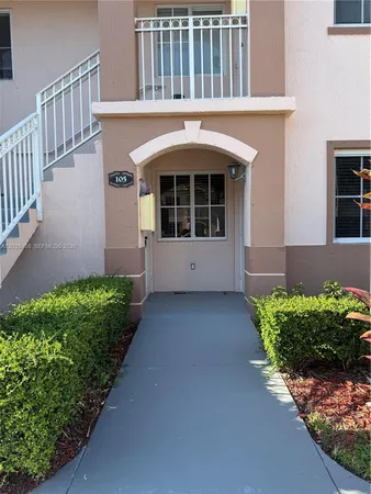 $1,800 | 1271 Southeast 28th Court, Unit 105, Homestead, FL 33035