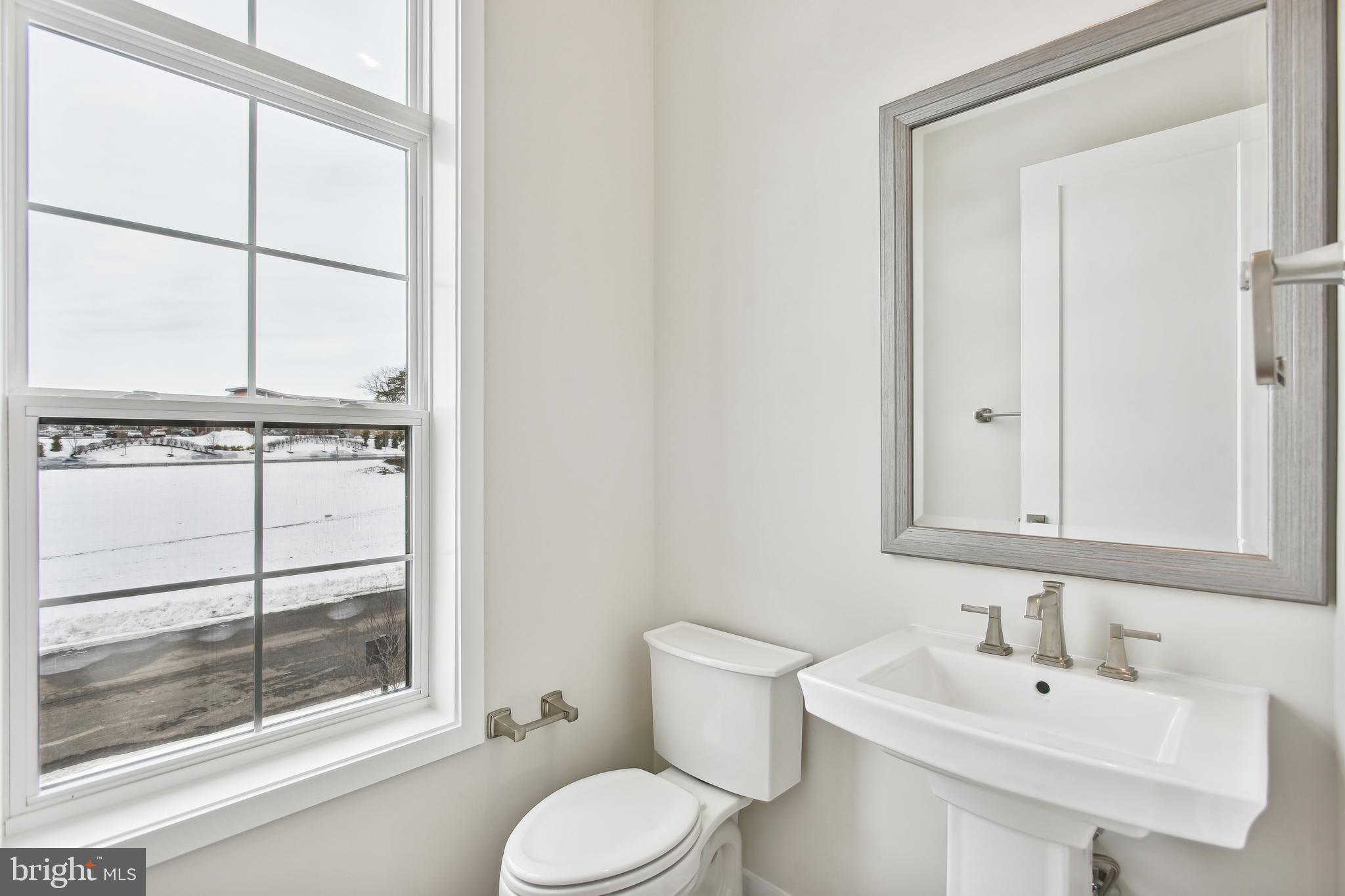 19818 Bodmer Drive Ashburn, VA 20147 - Photo 37 of 41