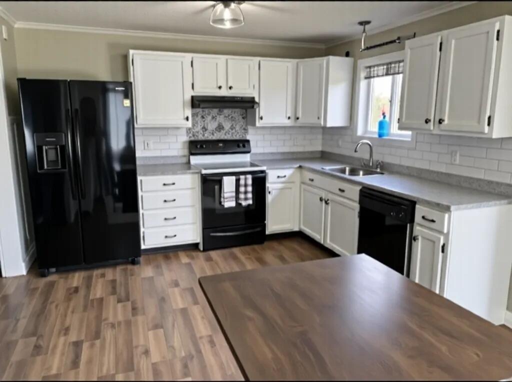 310 Pine Tree Road Levant, ME 04456 - Photo 4 of 28 Kitchen