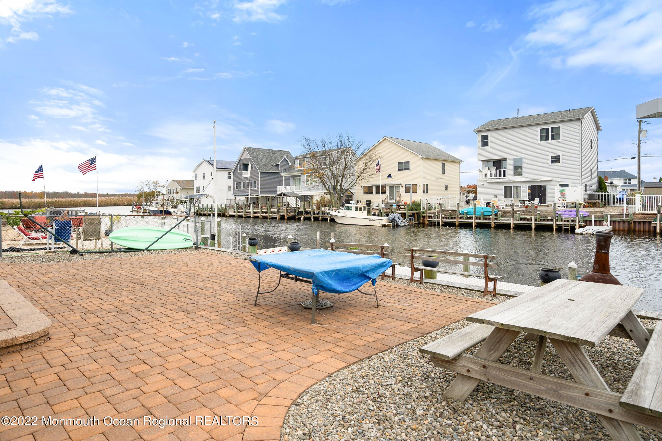 34 Sands Point Road Waretown, NJ 08758 - Photo 39 of 44 39-Ext5 Patio