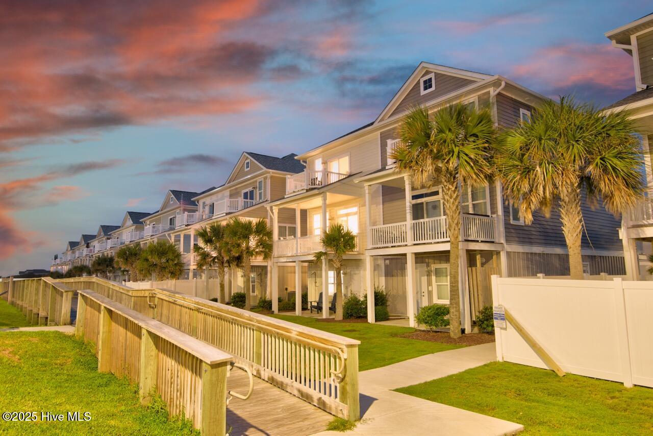 2800 West Fort Macon Road, Unit 13 SEASIDE VILLAS Atlantic Beach, NC 28512 - Photo 33 of 56 Seaside Villas 13