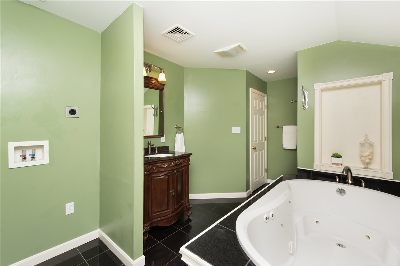 295 Bayside Road Greenland, NH 03840 - Photo 26 of 40 Gallery Image 26