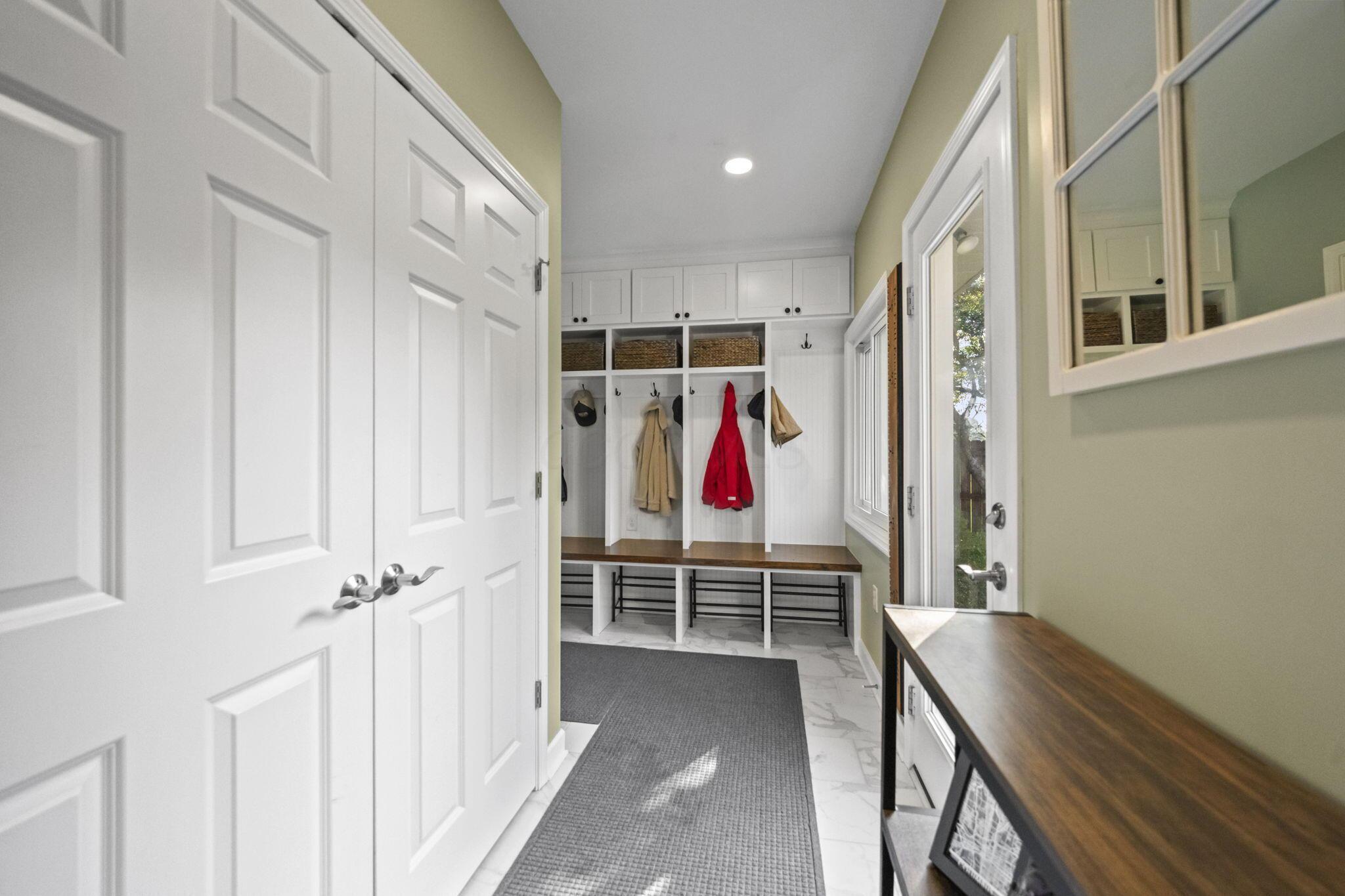 1561 Kirkley Road Columbus, OH 43221 - Photo 41 of 92 Mudroom