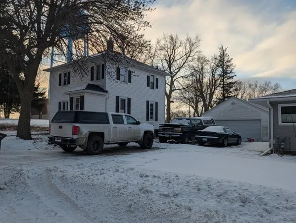 $145,000 | 96 7th Street Southwest, Wells, MN 56097